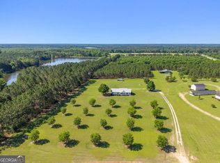 458 Waters Rd, Metter, GA 30439