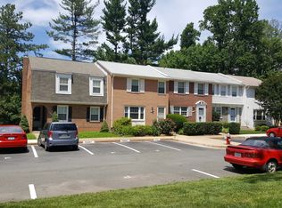 8354 Glastonbury Ct, Annandale, VA 22003