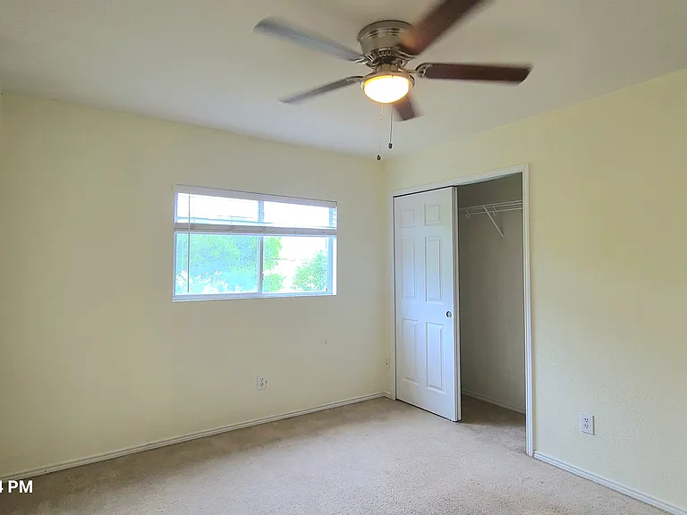 8426 Silver Brush — Photo 11