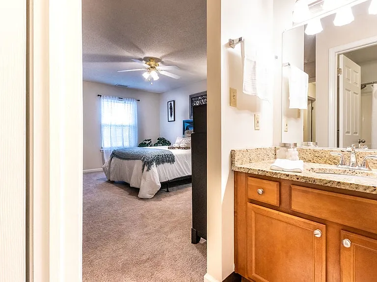Windsong Place Apartments — Photo 120