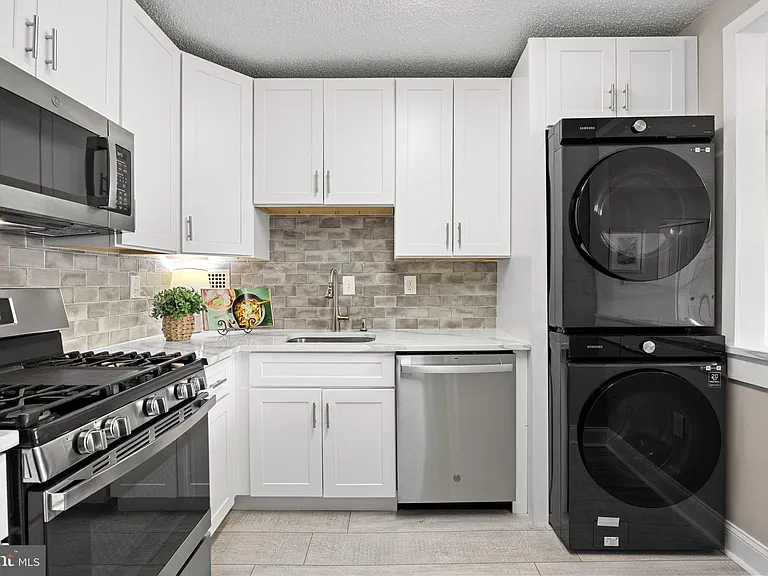 3701 S George Mason Dr #2518N — Photo 5