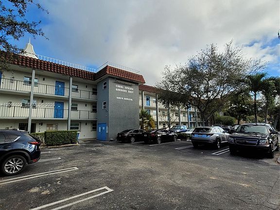 5th image of 8605 W Sample Rd APT 111
