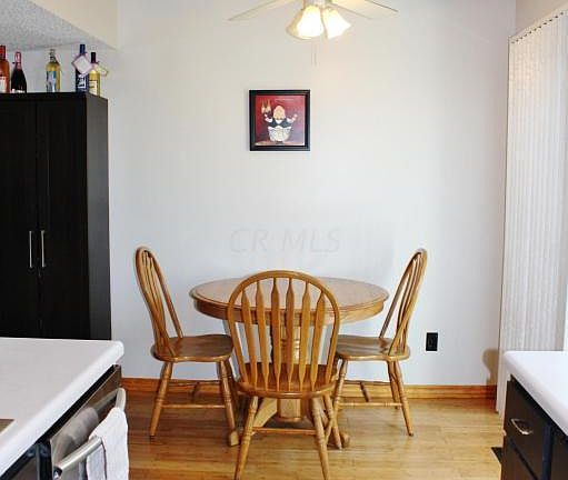 3rd image of 5045 Singleton Dr