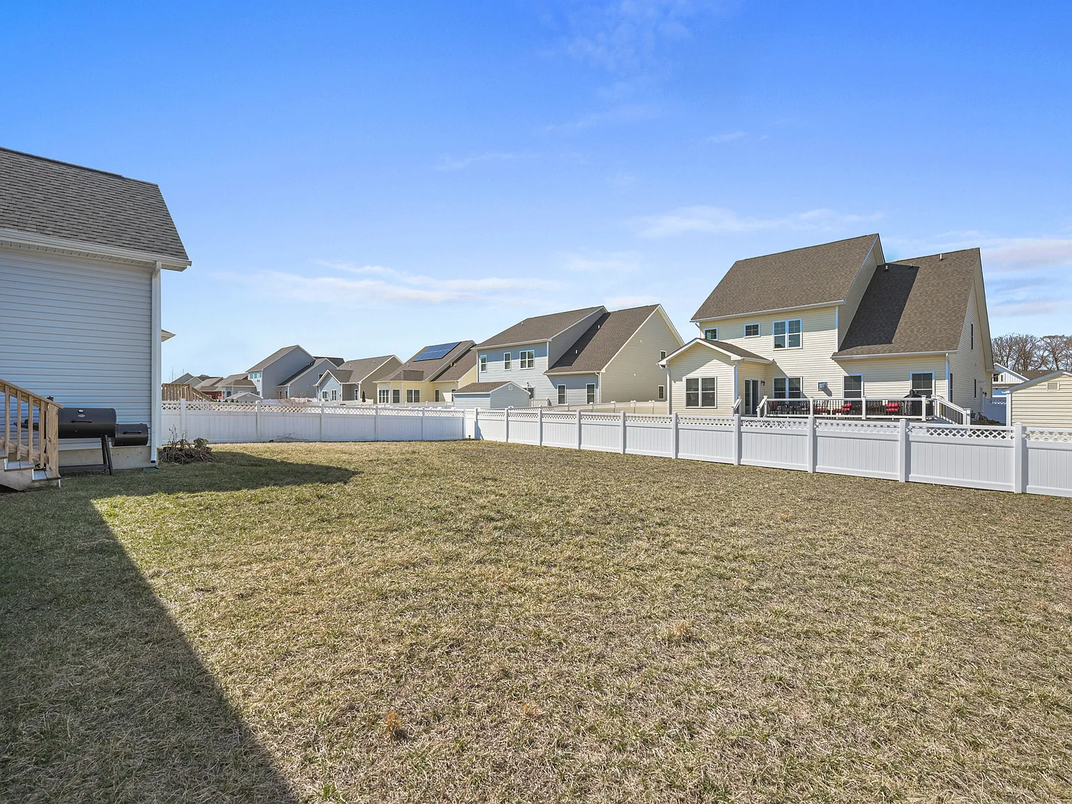 4 bed, 1982 sqft, $2,500 — Photo 4
