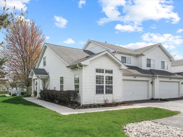 229 Kathryn Ln, North Aurora, IL 60542