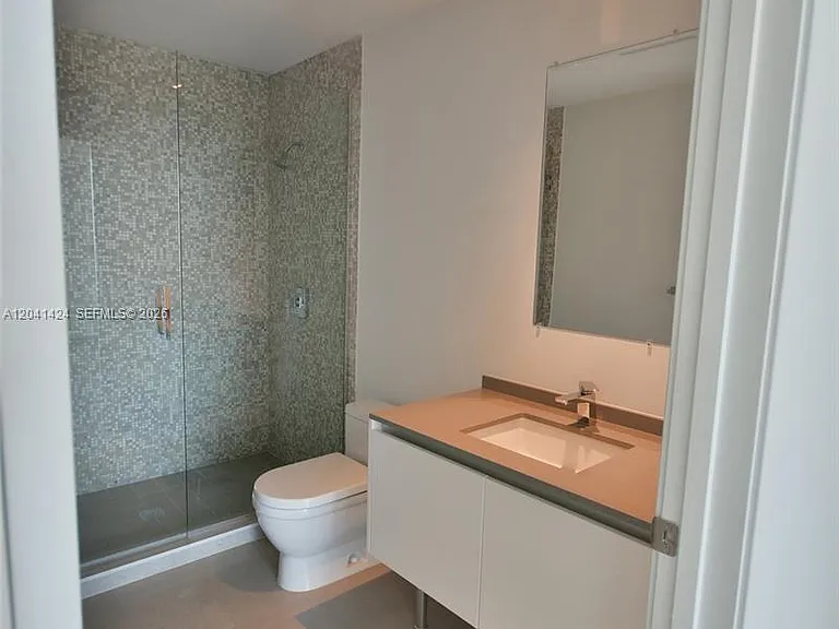 88 SW 7th St — Photo 10