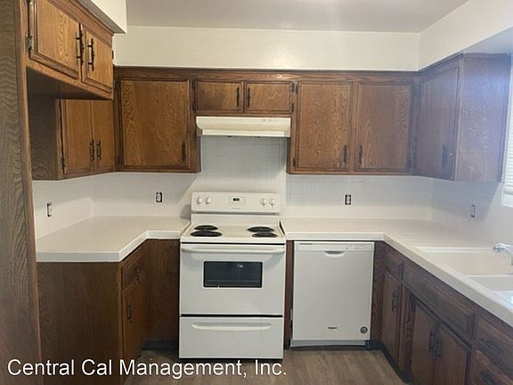 5th image of 5024 Appleblossom Dr APT 1
