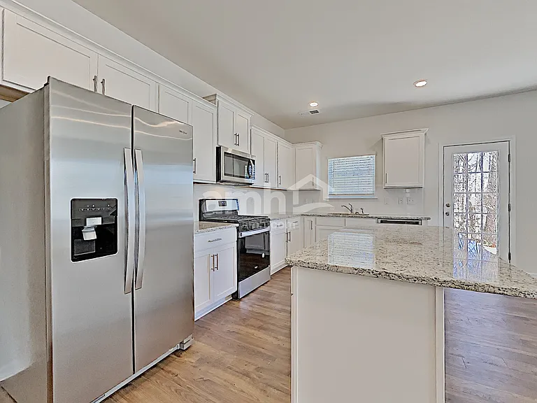 5004 Jamie Sloop Ln — Photo 3
