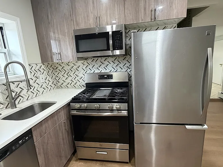 9107 Columbia Ave #2 — Photo 8