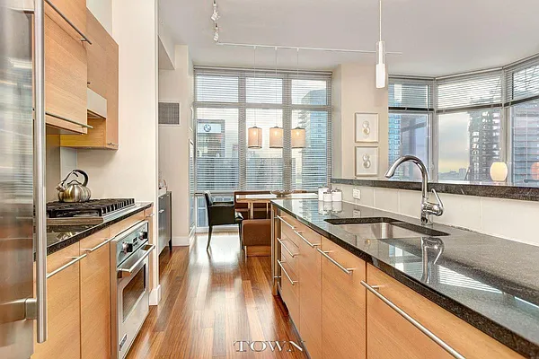 Rented by Town Residential | media 11