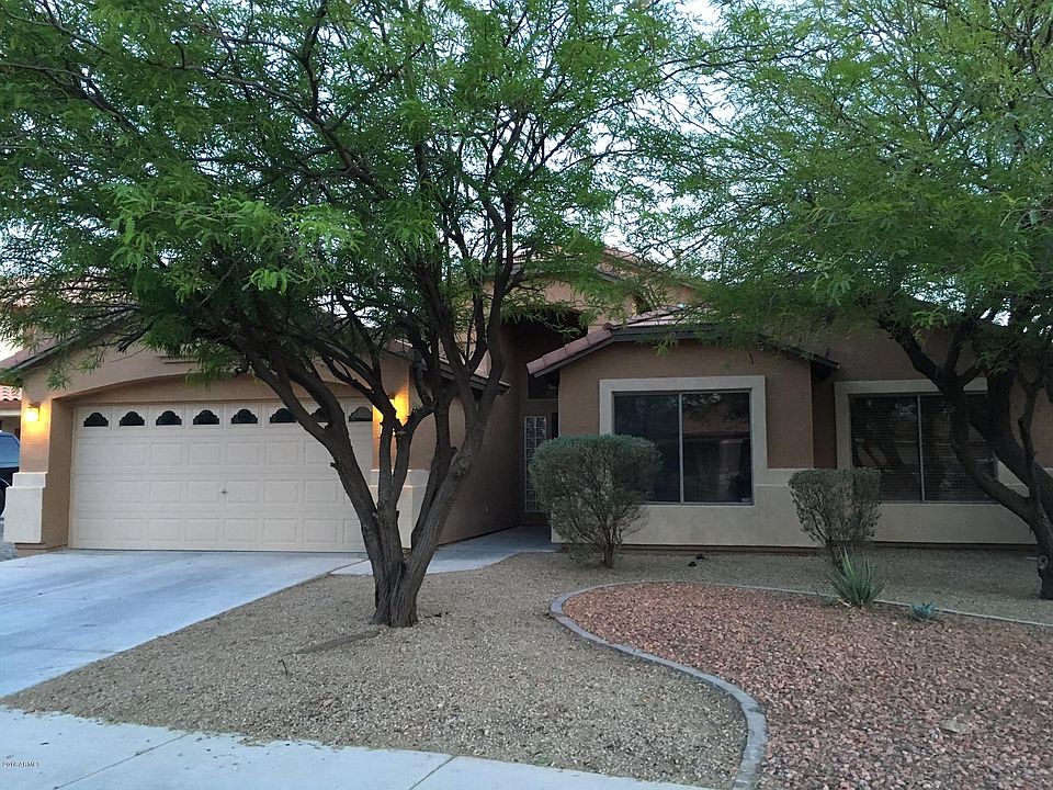 1st image of 41899 W Hall Ct