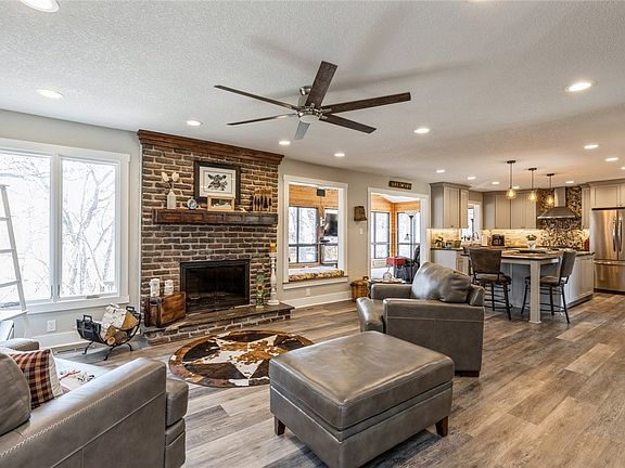 5th image of 9445 NE Timber Creek Dr