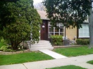 619 Nelson Ln, Des Plaines, IL