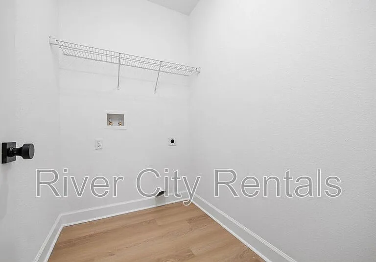 7596 Silver Sands Rd — Photo 22