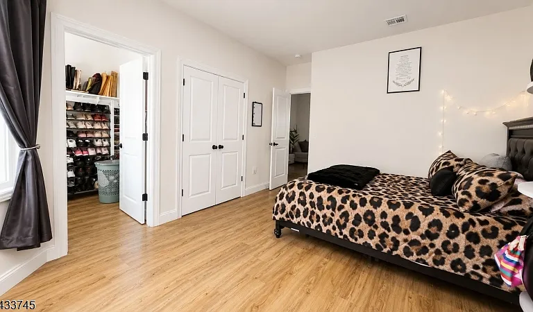 484 Lincoln Pl — Photo 11