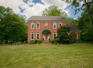 74 Valley Brook Dr, Hendersonville, TN 37075