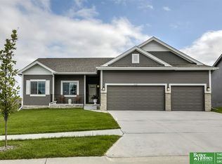 16327 Weber St, Bennington, NE 68007