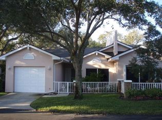 210 Park Shores Cir #210B, Indian River Shores, FL 32963