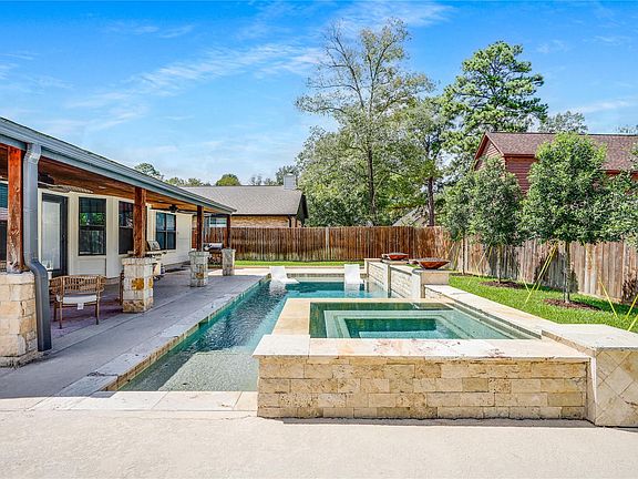 2nd image of 12010 Rainforest Ln