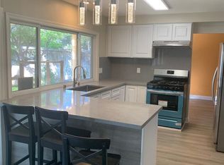 14831 Braeburn Rd, Tustin, CA 92780