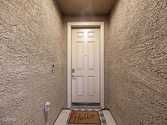 5th image of 10155 N Smooth Agave Loop