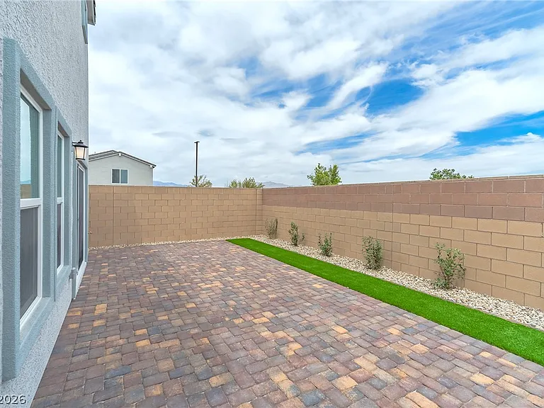 3380 Sunlight Grove Ln — Photo 29