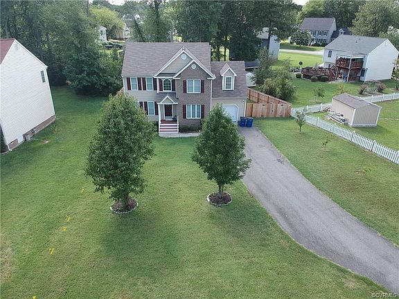 4th image of 3306 Meadow Oaks Blvd