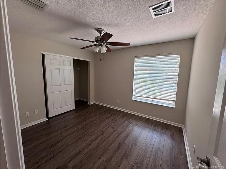 11239 SW Barton Way — Photo 18