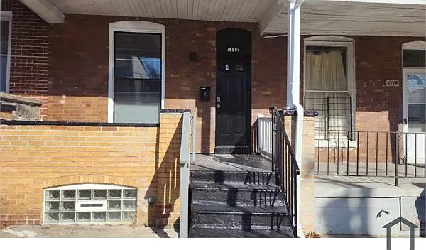 3 bed, $2,195 — Photo 2