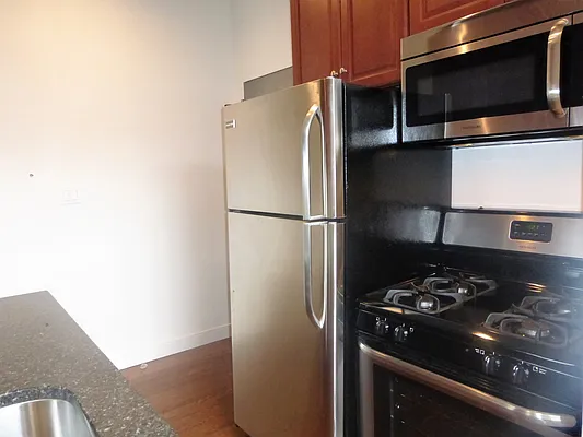 Rented by LDMI Realty Group LLC | media 17