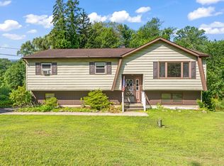 26 Harbor Ridge Rd, Danbury, CT 06811