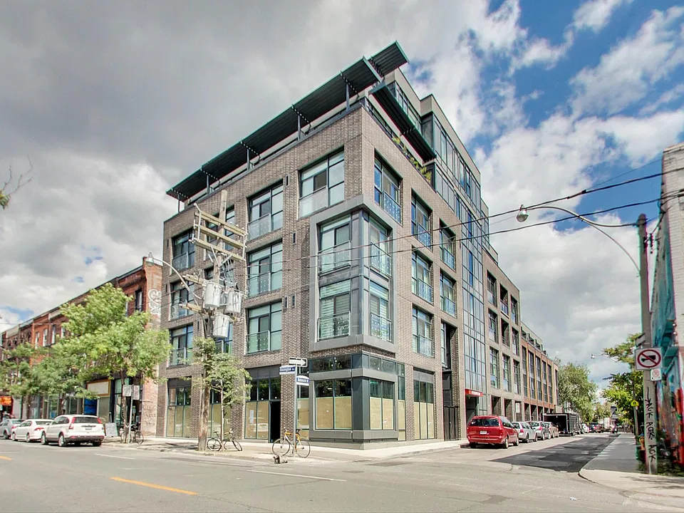 Building Photo