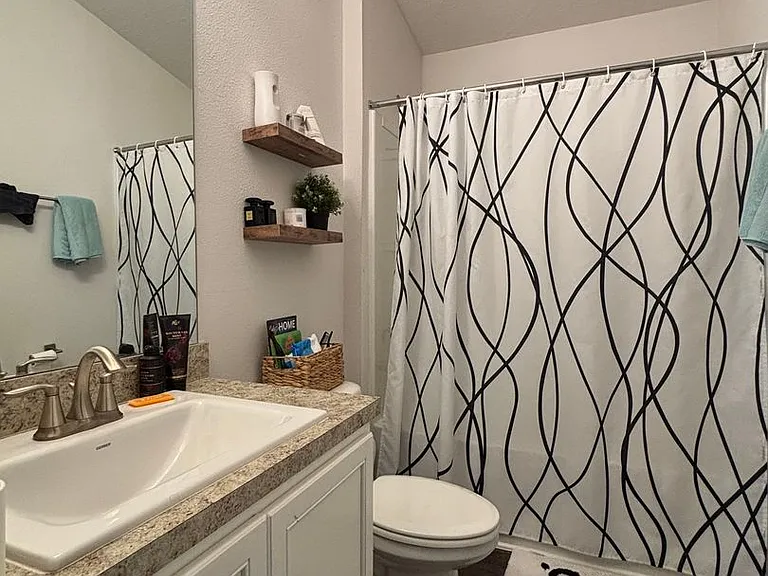 8112 Helmsley Blvd — Photo 17