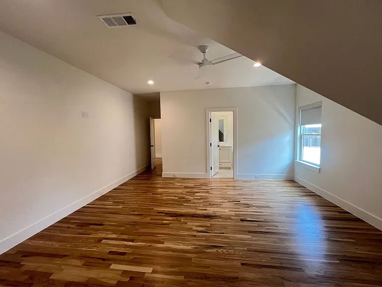 3303 Homer St — Photo 22