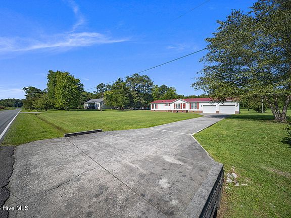 4th image of 1847 Anderson Road