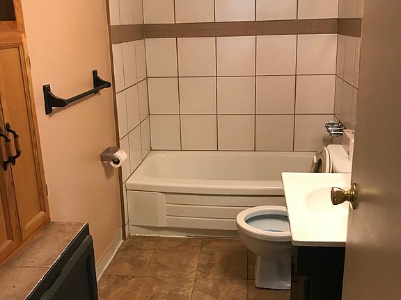 3rd image of 617 15th Avenue Ct