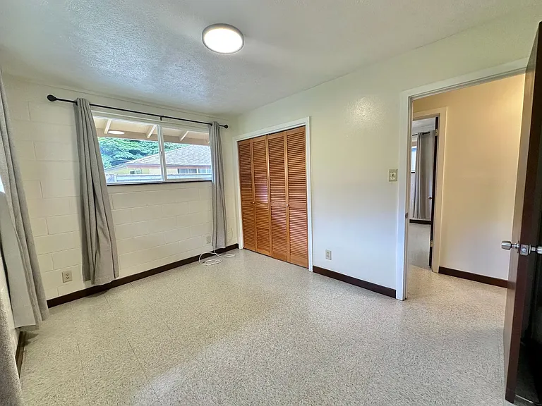 310 Iao Valley Rd — Photo 17