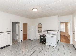 5 Plum St APT 1, Worcester, MA 01604