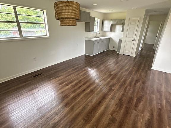 3rd image of 1123 McArdle Rd