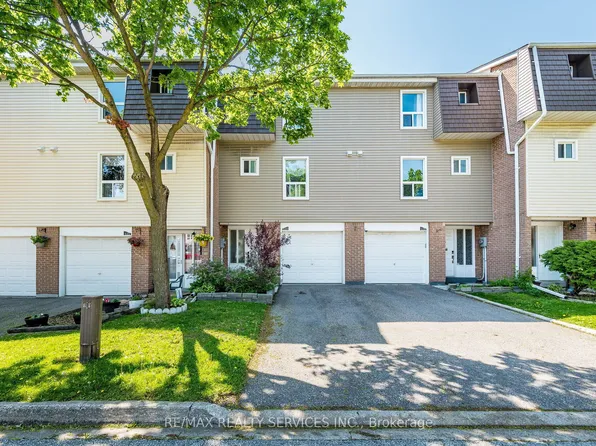 122 Ellerslie Rd Unit 122, Brampton, ON L6T 4C3