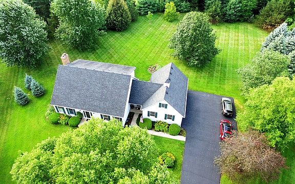 3rd image of 2N182 McGonagle Ct