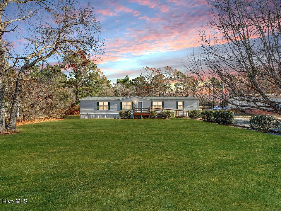 1st image of 8956 Black Chestnut Drive NE