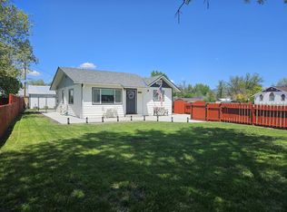 200 S 12th St, Montague, CA