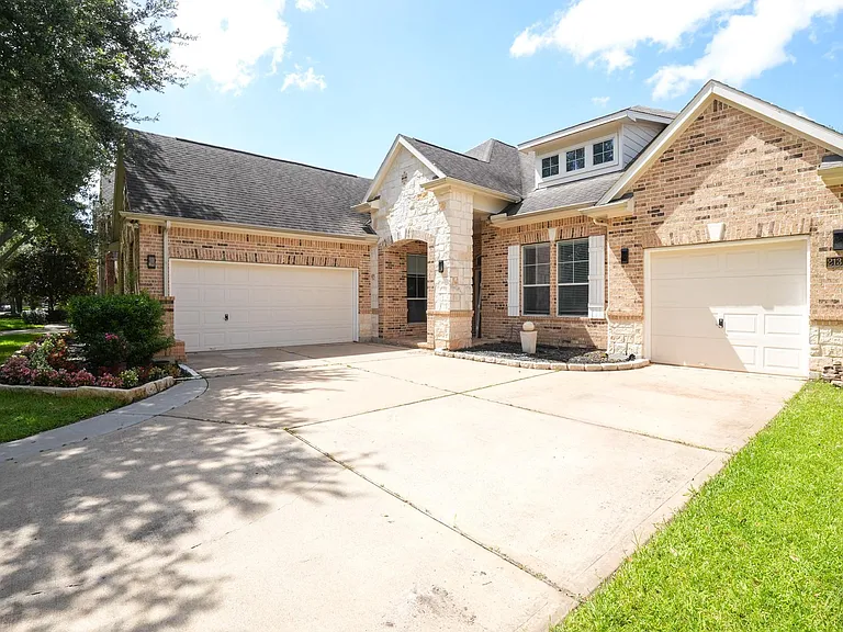 21314 Shawnee Park Dr — Photo 1