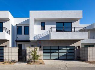 898 Bel Air Dr, Palm Springs, CA 92264