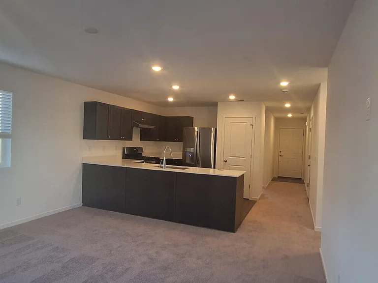 1349 NE Cobbleridge Loop — Photo 6