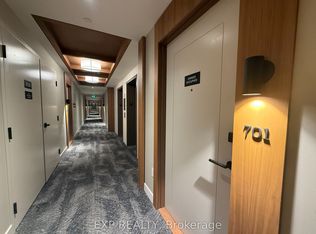 560 Rideau St #701, Ottawa, ON K1N0G3
