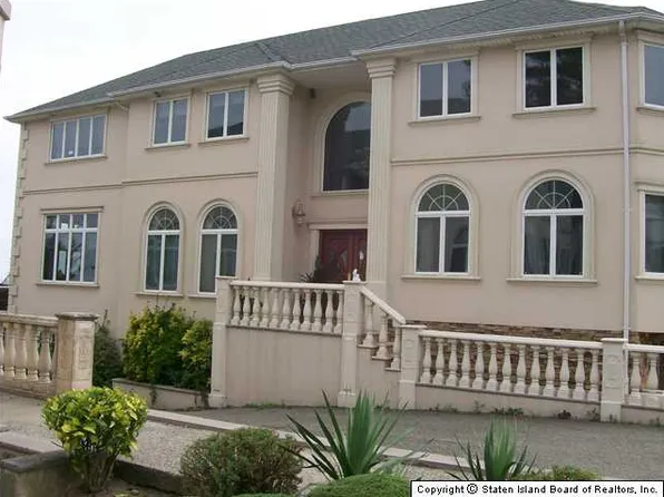 136 Overlook Avenue image 1 of 20