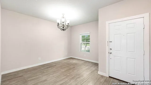 4 bed, 2.5 bath, 2468 sqft, $1,795 — Photo 3