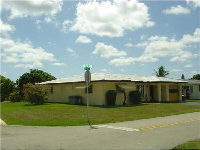 1st image of 4920 NW 51st Ave